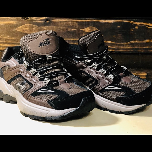 avia mens sneakers
